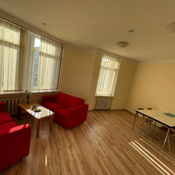 Mr Jo’s hostel, hotel in Kaunas