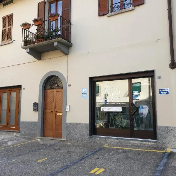 La Casa Sul Sasso In town serviced accommodations, hotel v destinaci Dervio