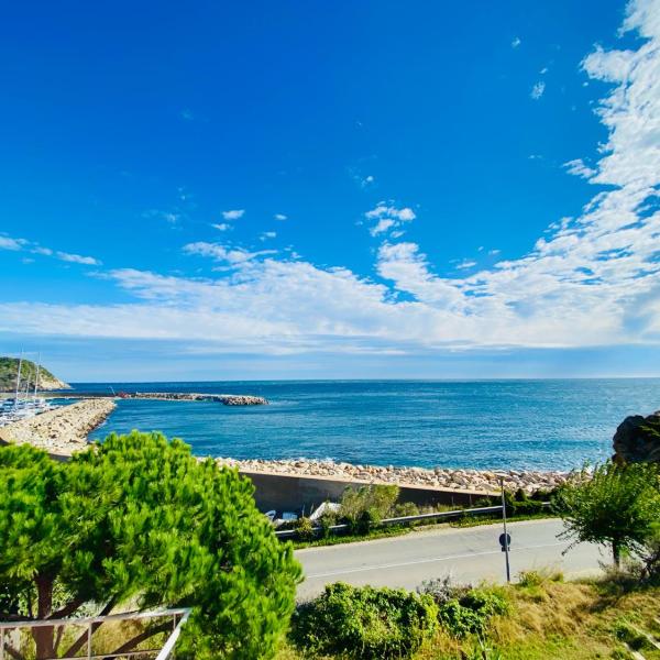 PRECIÓS APARTAMENT A PRIMERA LÍNIA DE MAR