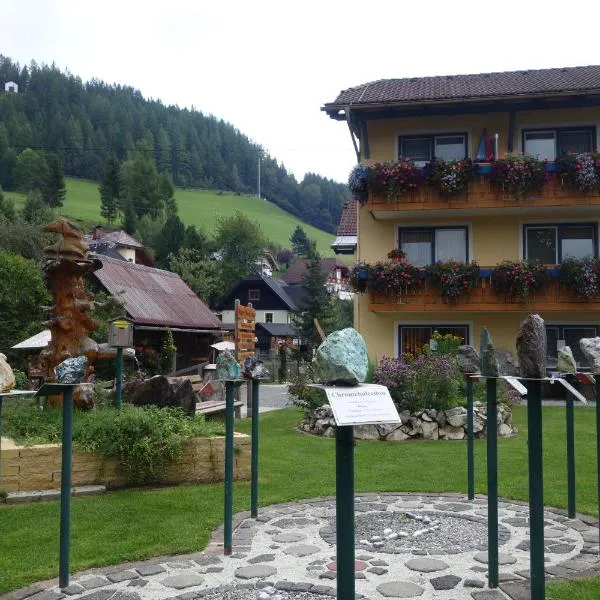 Edelsteinhotel Guniwirt, hotel v destinácii Krakaudorf