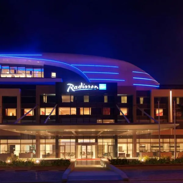 Radisson Blu Hotel, Kuwait, hotel in Kuwait