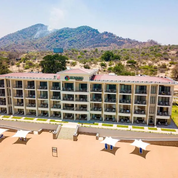 Sunbird Waterfront, hotel u gradu Salima