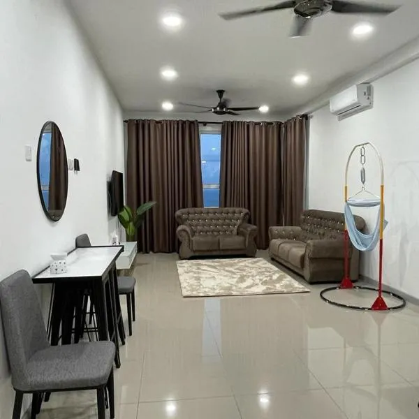 Harith sofea condo with pool, Hotel in Kuala Terengganu