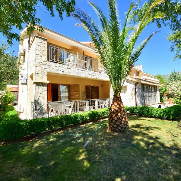 Apartment Meridiana-1 by Interhome