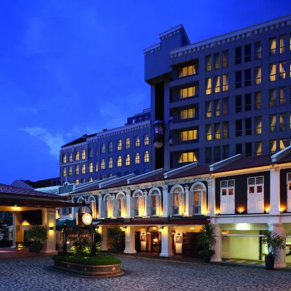 Village Hotel Albert Court by Far East Hospitality, hotel v Singapuru