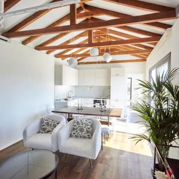 Trie Vineyard Cottage, hotel v destinaci Grevena