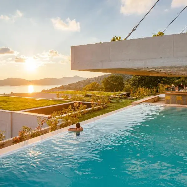 Boutique Hotel Osmolis, Hotel in Brsečine