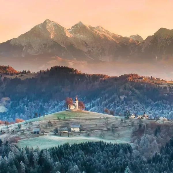 Apartmaji Pr Smolet, hotel in Škofja Loka