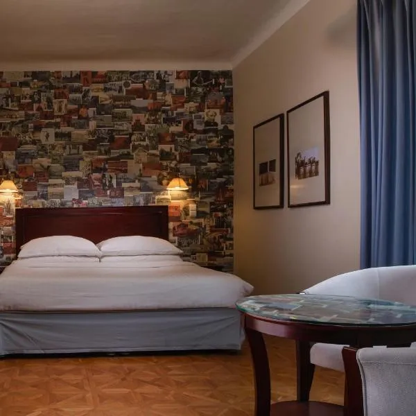Charles Bridge Rooms & Suites by SIVEK HOTELS, hotel in Prague