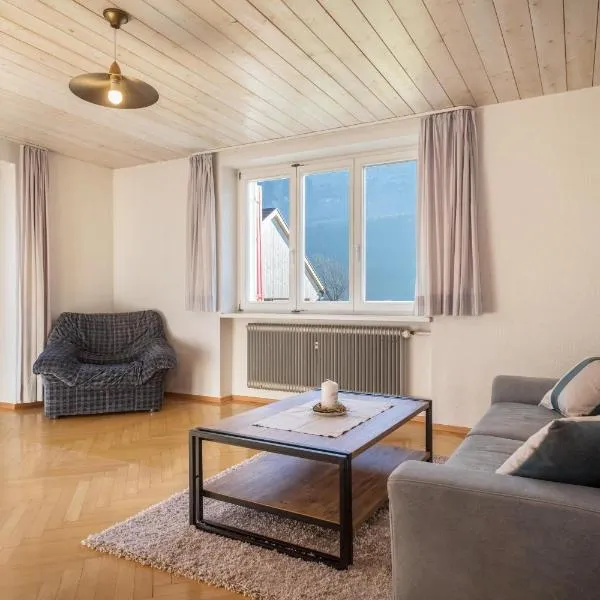 Wohnung Kanisfluhblick, ξενοδοχείο σε Bizau