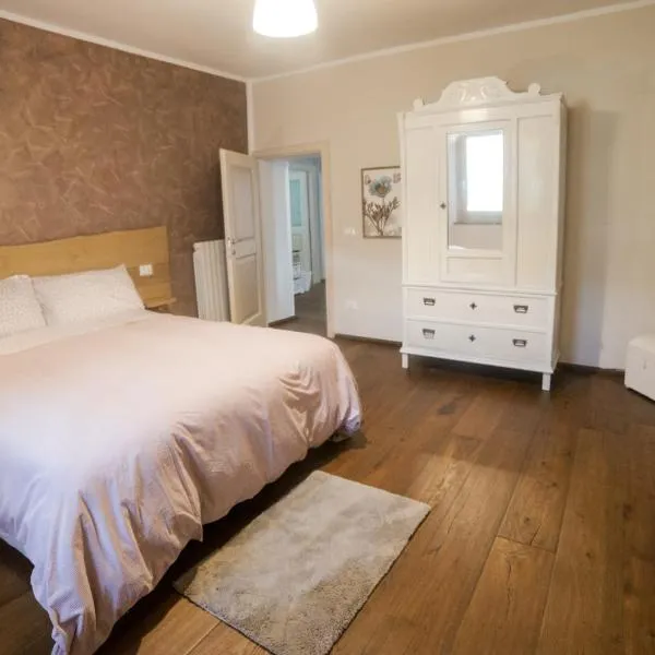 La Maison Apartment, מלון בפנאנו