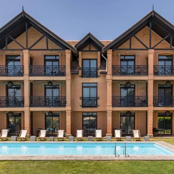 Radisson Hotel Tamboho Waterfront Antananarivo, hotel di Antananarivo