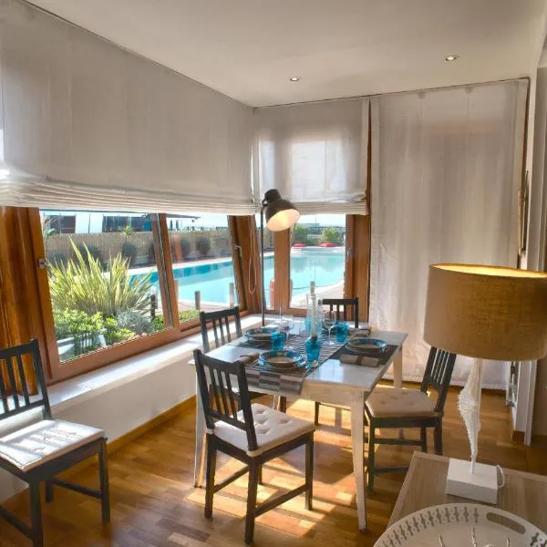 Beach House,Giardino,Piscina,Spiaggia, 6 posti, hôtel à Viareggio