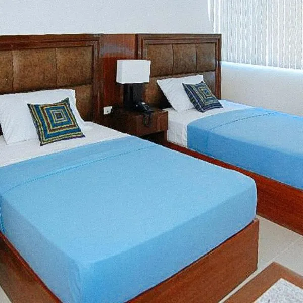 Sky Garden Hotel by RedDoorz, khách sạn ở Roxas City