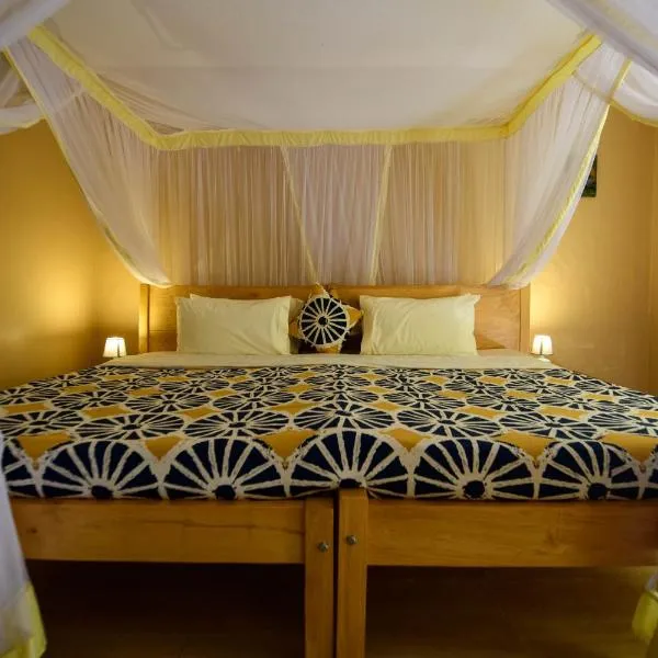 Cycad Entebbe Guest House, hotel in Entebbe