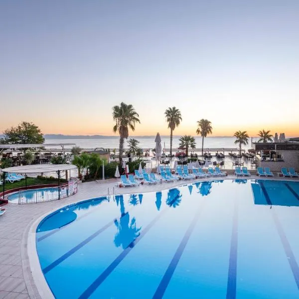 Armas Gul Beach, hotel in Kemer