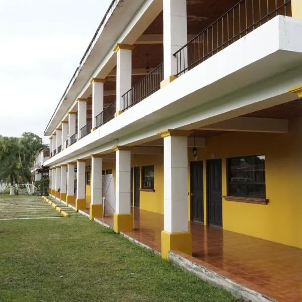 Zafra Hotel, hôtel à Ceiba Blanca