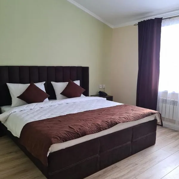Гостиничный комплекс Адал, hotel em Shchūchīnsk