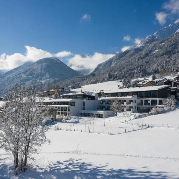 Hotel & Appartements Oberhofer, hotel em Telfes im Stubai