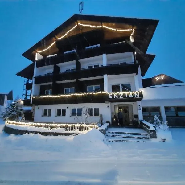 Ferienhaus Enzian: Prägraten şehrinde bir otel