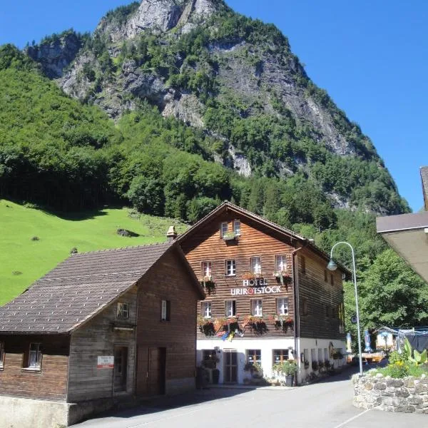 Hotel Urirotstock, hotel di Isenthal
