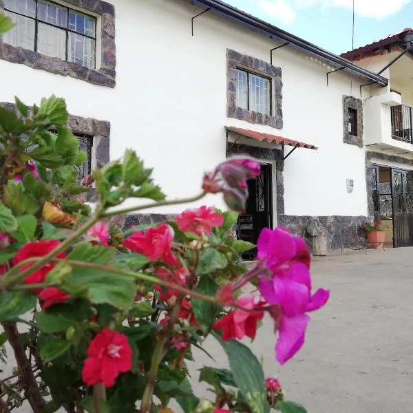 Los Geranios Hospedaje, hotel in Tota