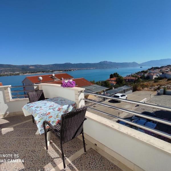 Apartments Joško - 70 m from beach