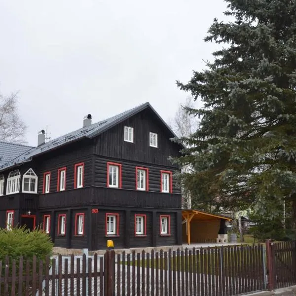Apartmány U Soptíka, hotel v destinaci Rybniště