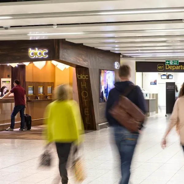 Bloc Hotel London Gatwick Airport, hotel in Horley