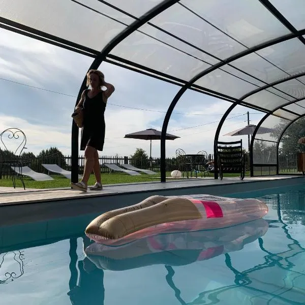 Les Chambres de Ribeaufontaine, hotel in Dorengt