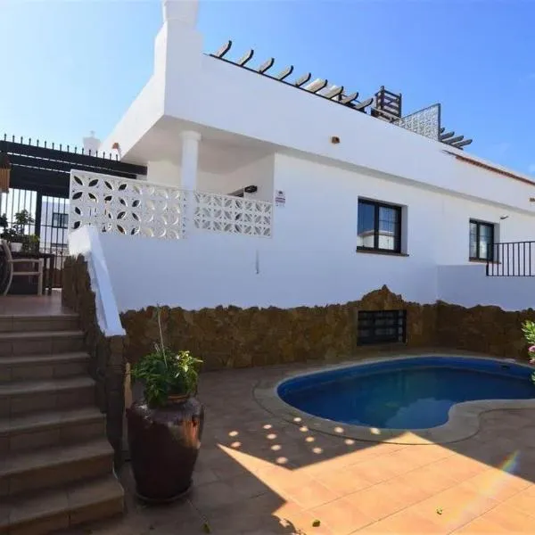 Coco Surfhouse - Coworking Coliving, Hotel in Corralejo