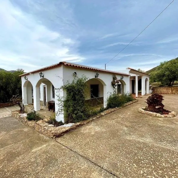 Casa Rural Los Caleros, Hotel in Fondón