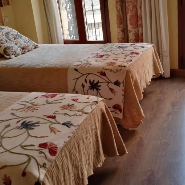 Hospedería Tía María, hotel v destinaci Casillas