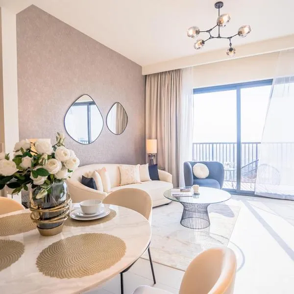 Nasma Luxury Stays - Elegant Condo With City Views And Dubai Skyline، فندق في دبي