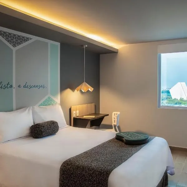 One San Luis Potosi Glorieta Juarez, hôtel à San Luis Potosí