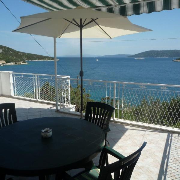 Apartment Natad - sea view