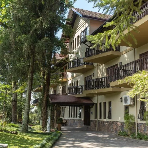 Residencial Vale Dourado、グラマドのホテル