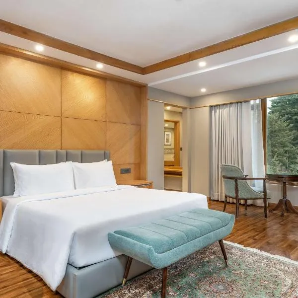 Radisson Golf Resort Pahalgam, hotel in Pahalgām