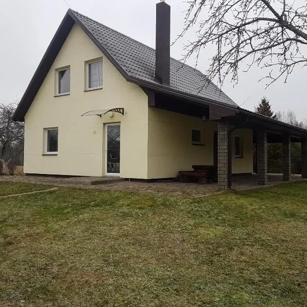 Holiday Country House, Hotel in Mārkalne