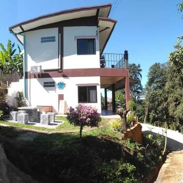 หลับสบายที่ดอยตุง Zuh meh ja Home lodge, ξενοδοχείο σε Ban Pa Kluai La Hu