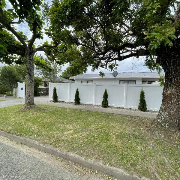 Modern studio apartment, hotell i Motueka