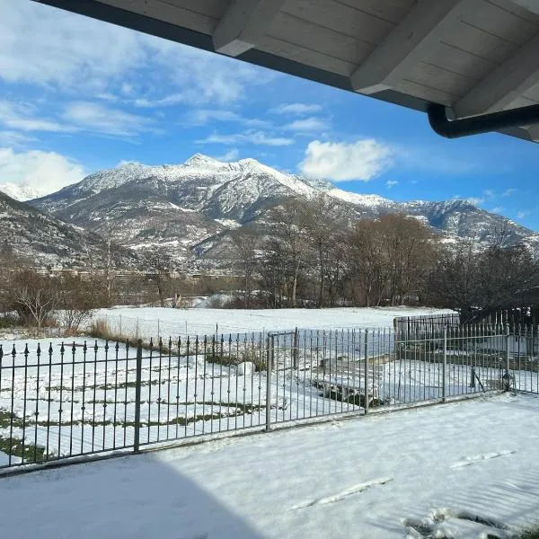 Mountain View Villa Kate alloggio ad uso turistico VDA Gressan 0161, hotel v destinaci Aosta