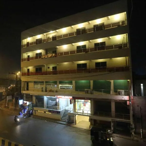 Hotel Multan Continental, khách sạn ở Multan