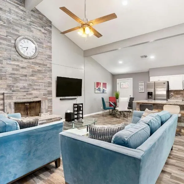 CYC Mega House with BBQ Gazebo, hotel a San Antonio