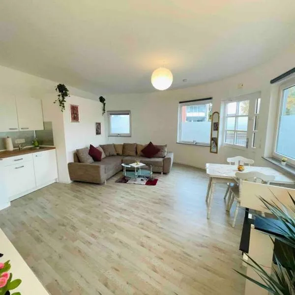 Tiny Bungalow, Check-In Kontaktlos, Zentral, Duisburg, отель в Дуйсбурге