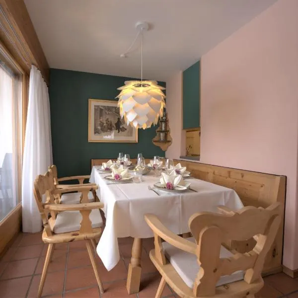 Apartment Chesa Maurus A5 by Interhome, hotell sihtkohas St. Moritz