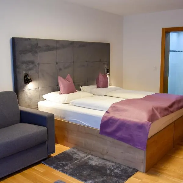 Gasthof Ramona – hotel w mieście Scharnitz