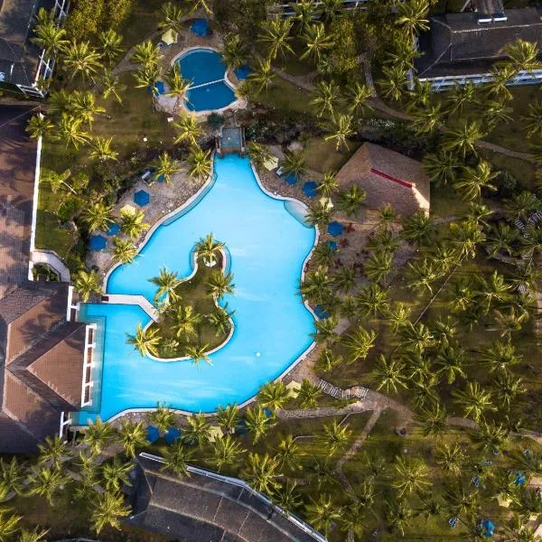 PrideInn Flamingo Beach Resort & Spa Mombasa，位于蒙巴萨的酒店
