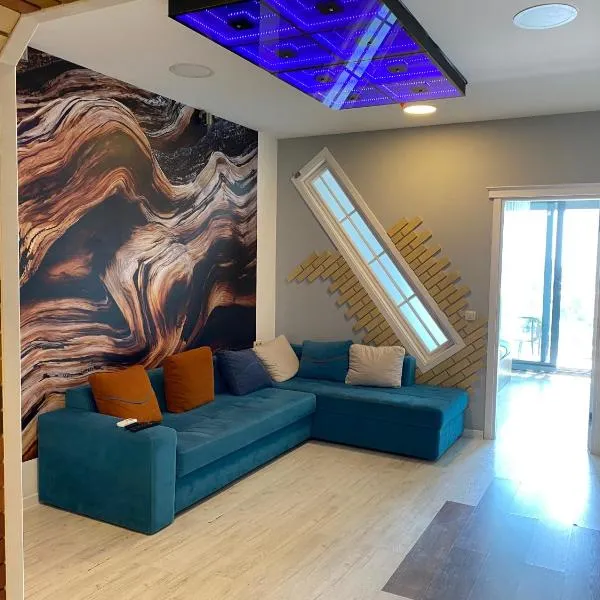 Apartment In Porta Batumi Tower, hotel in Batumi