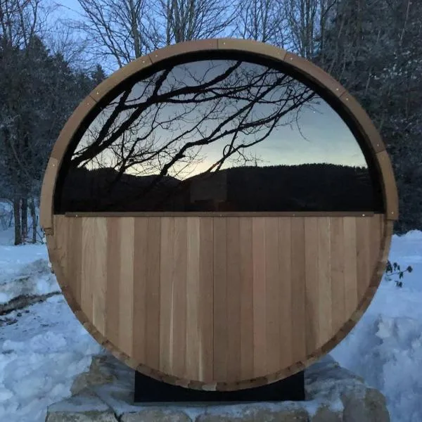 Chalet OTT - apartment in the mountains with sauna, hotel in Saint-Cergue